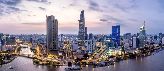 UOB upgrades Viet Nam’s growth forecast to 7% in 2025 ảnh 1 UOB upgrades Viet Nam’s growth forecast to 7% in 2025 ảnh 1