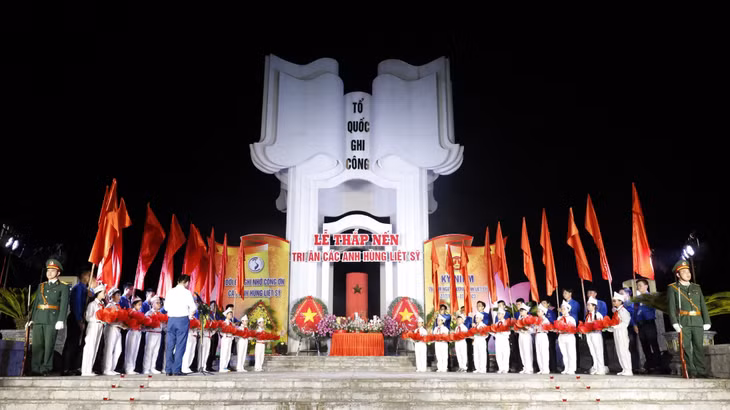 The programme “Candle lighting in gratitute of war heroes and martyrs”