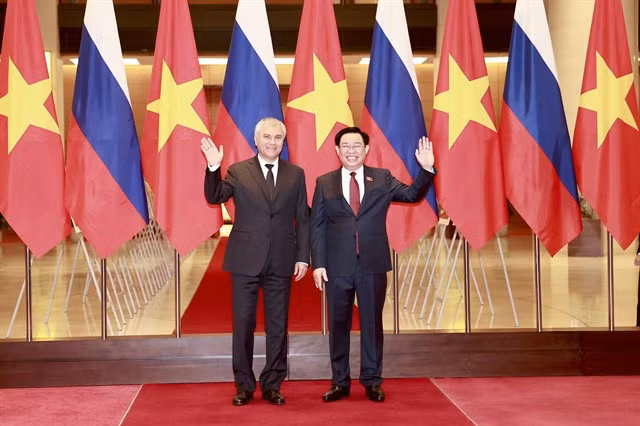 Chairman of the National Assembly Vương Đình Huệ meets and holds talks with Chairman of the State Duma of the Federal Assembly of the Russian Federation Vyacheslav Viktorovich during his official visit to Việt Nam from October 15-16. VNA/VNS Photo