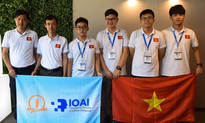 Vietnamese students win silver medal at first international AI olympiad