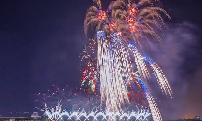Tickets for Da Nang international fireworks festival cost from $34