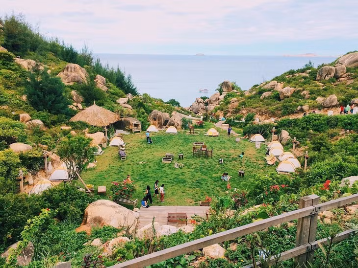 7 Quy Nhon summer travel experiences to enjoy from dawn till dusk ảnh 5 7 Quy Nhon summer travel experiences to enjoy from dawn till dusk