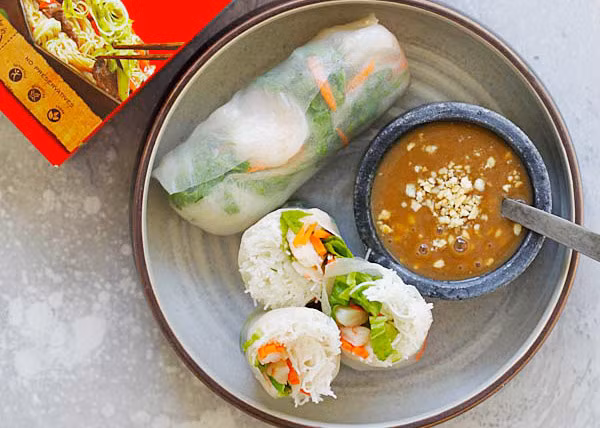 Peanut sauce is often served with spring rolls. Photo by VnExpress