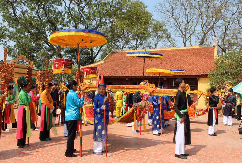 Tien Cong Shrine