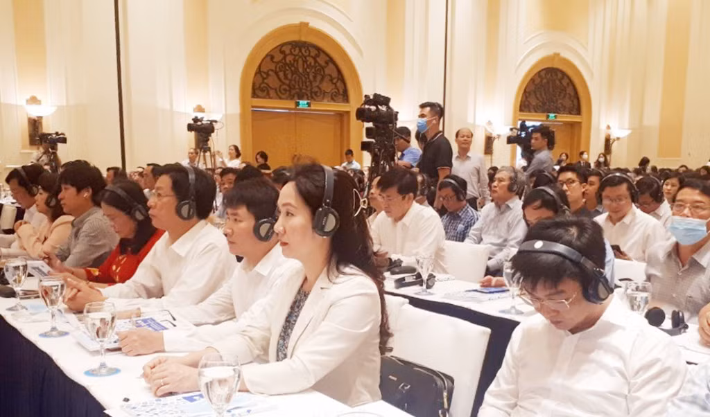 On behalf of Quang Ninh leaders, Vice Chairwoman of the provincial People’s Committee, Nguyen Thi Hanh, attended the event.