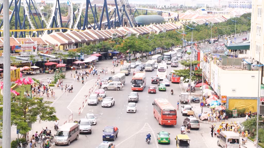 Bai Chay tourist area
