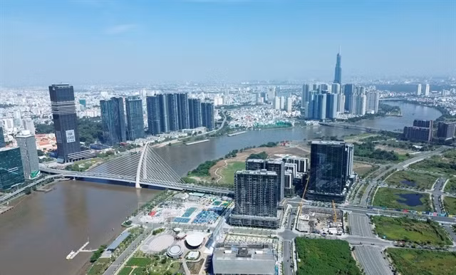 Following provincial mergers, HCM City is expected to maintain its top position as the country’s economic powerhouse. — VNA/VNS Photo
