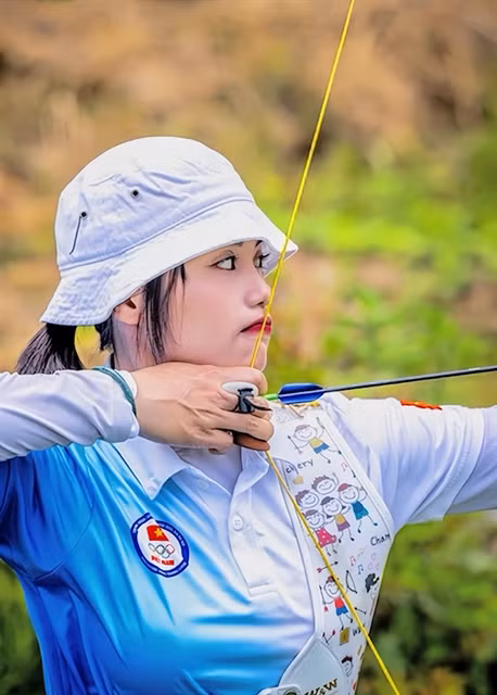 Đỗ Thị Ánh Nguyệt will be one of two Vietnamese flag bearer at the Paris Games. — Photo of World Archery