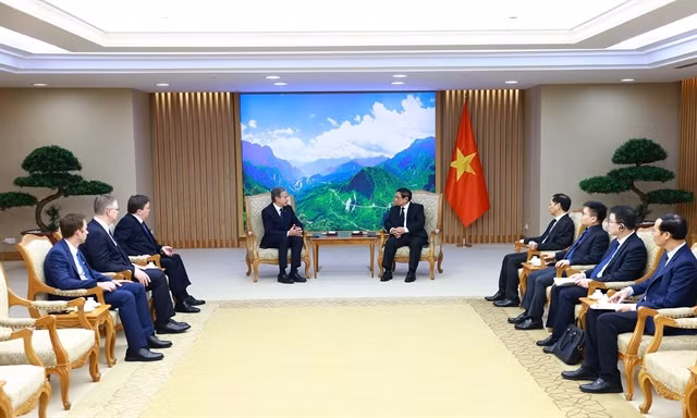 Prime Minister Phạm Minh Chính receives Secretary of State Antony Blinken. VNA/VNS Photo Dương Giang