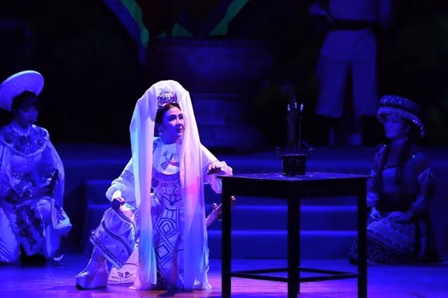 HISTORICAL DRAMA: Famous reformed opera plays on Vietnamese history in the 1960s and 1980s are restaged through a new drama programme aired by Hồ Chí Minh City Television. Photo courtesy of the producer.