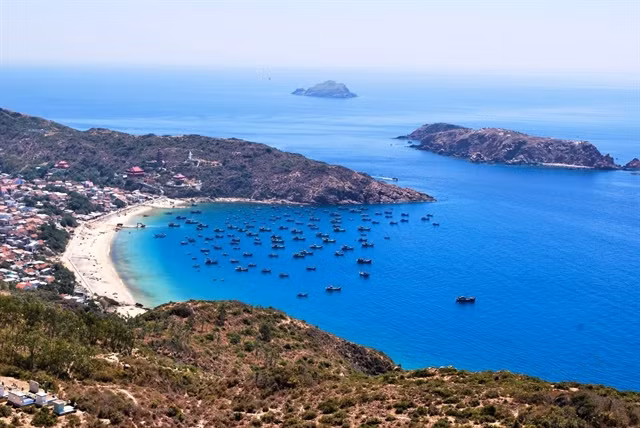 BEAUTIFUL BAY: Eo Gió Quy Nhơn is a renowned scenic spot in Bình Định. Photo dulichbinhdinh.com.vn