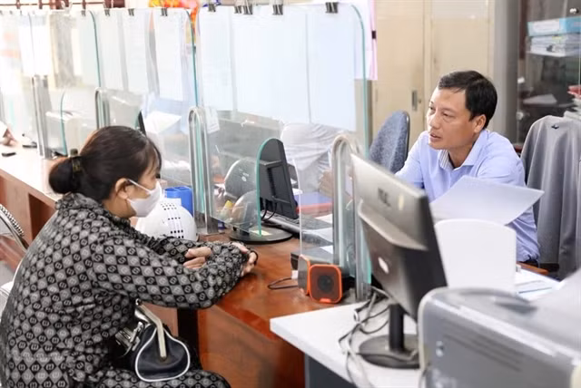 Administrative procedures are handled quickly and transparently in Thụy Văn commune of Thái Thụy District, Thái Bình Province. — VNA/VNS Photo