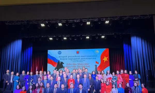 Quang Ninh Delegation attends 2nd Vietnam–Russia People’s Forum in Saint Petersburg