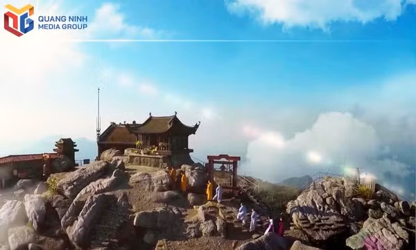 Yen Tu in Autumn