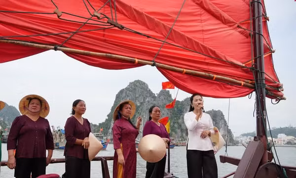 Creating a distinctive tourism identity for Quang Ninh City 