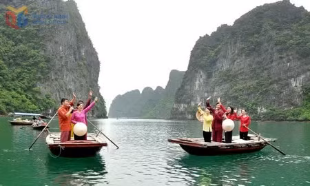 Preserving Quang Ninh’s traditional coastal dual love song singing