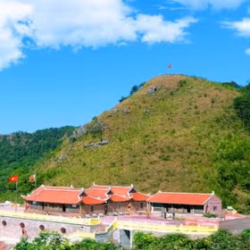 Journey to the pagoda in the clouds