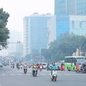 Việt Nam’s uphill battle to green its roads
