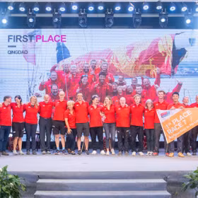 Prestigeous Prizegiving in Ha Long 