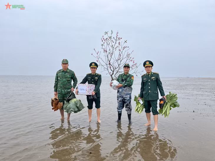 Tet gifts are ready to reach checkpoint 69.