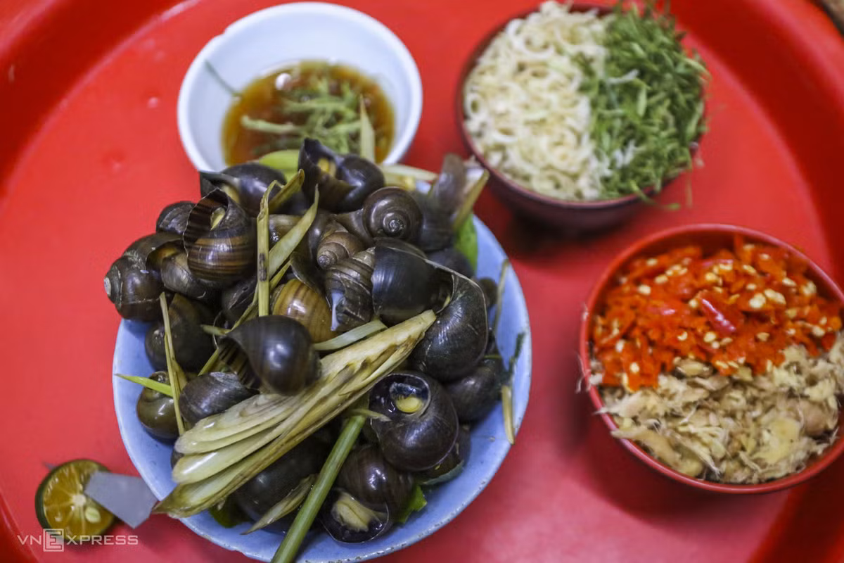 Signature autumn delicacies in Hanoi